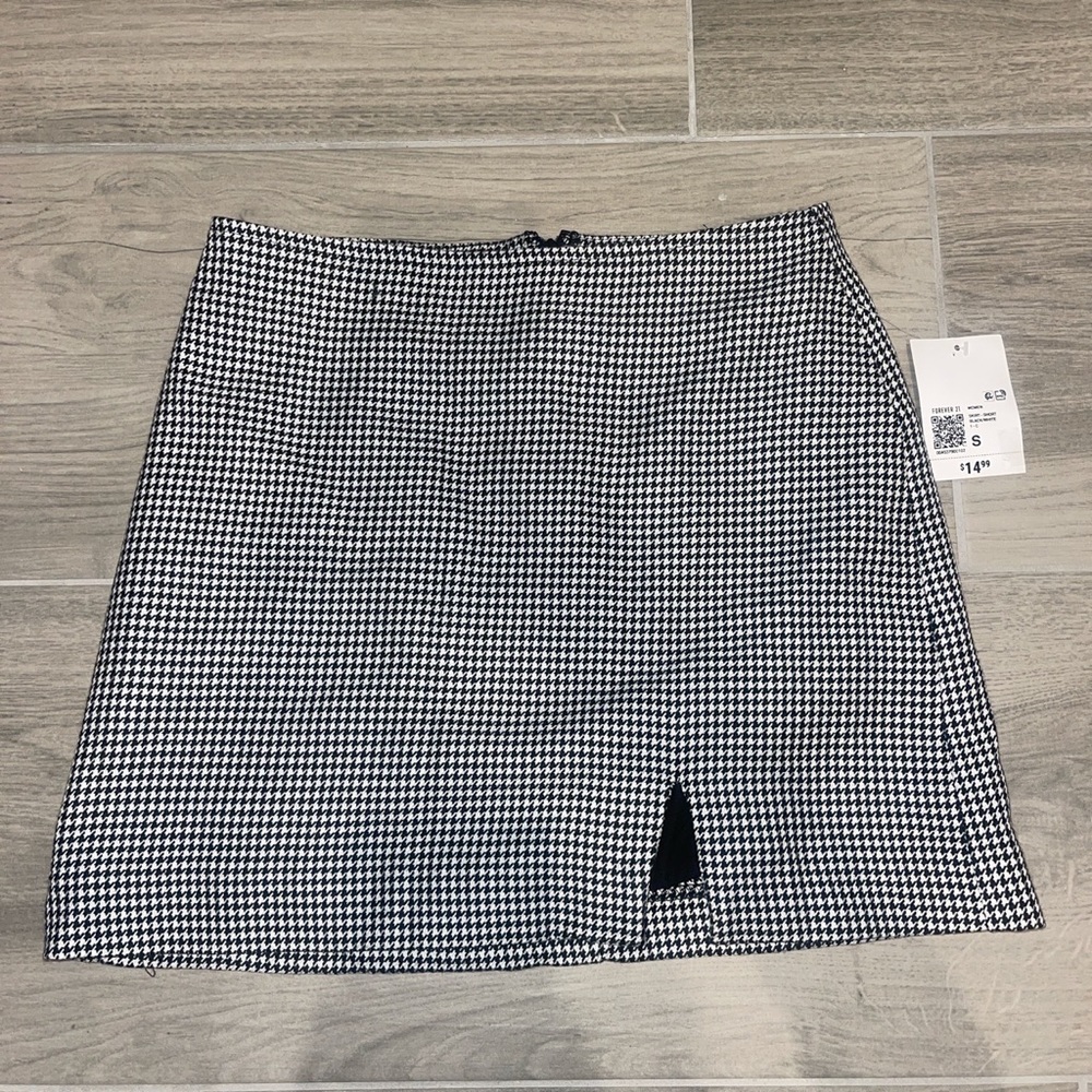 F21 Skirt BRAND NEW